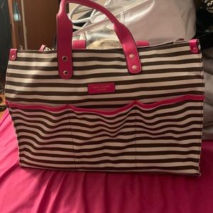 Henri Bendel in good condition